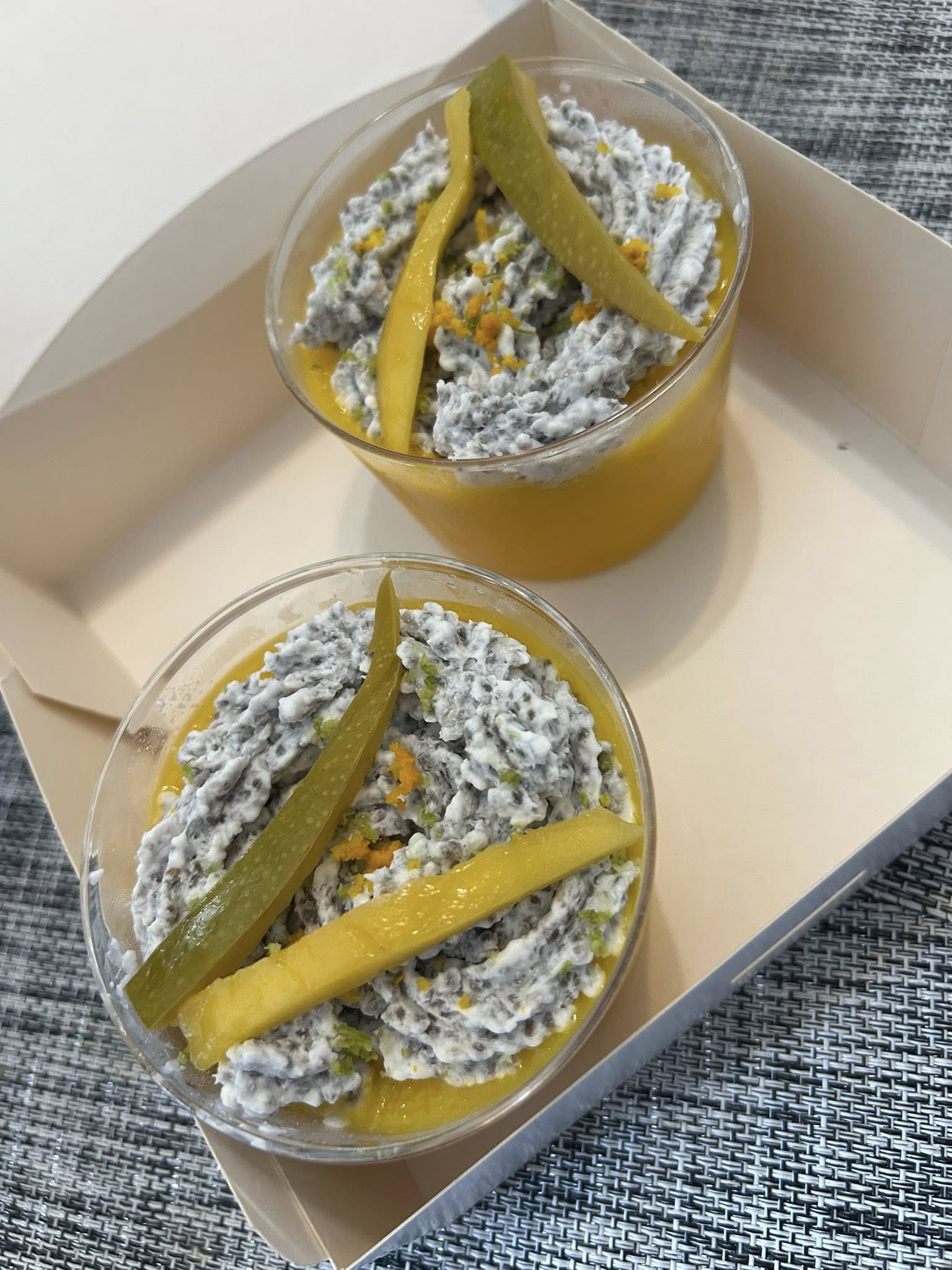 Verrines de dessert chia et mangue, Les Délices de Karine